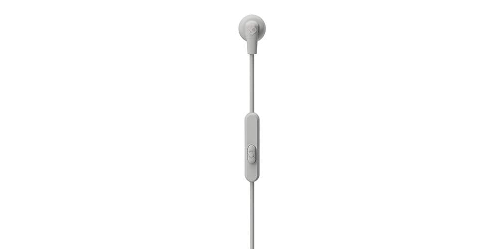 Skullcandy Ink'd+ cable detail emphasizing durable wiring for reliable use.