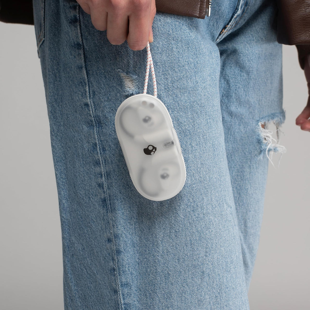 Skullcandy Push 540 battery case provides long listening time.