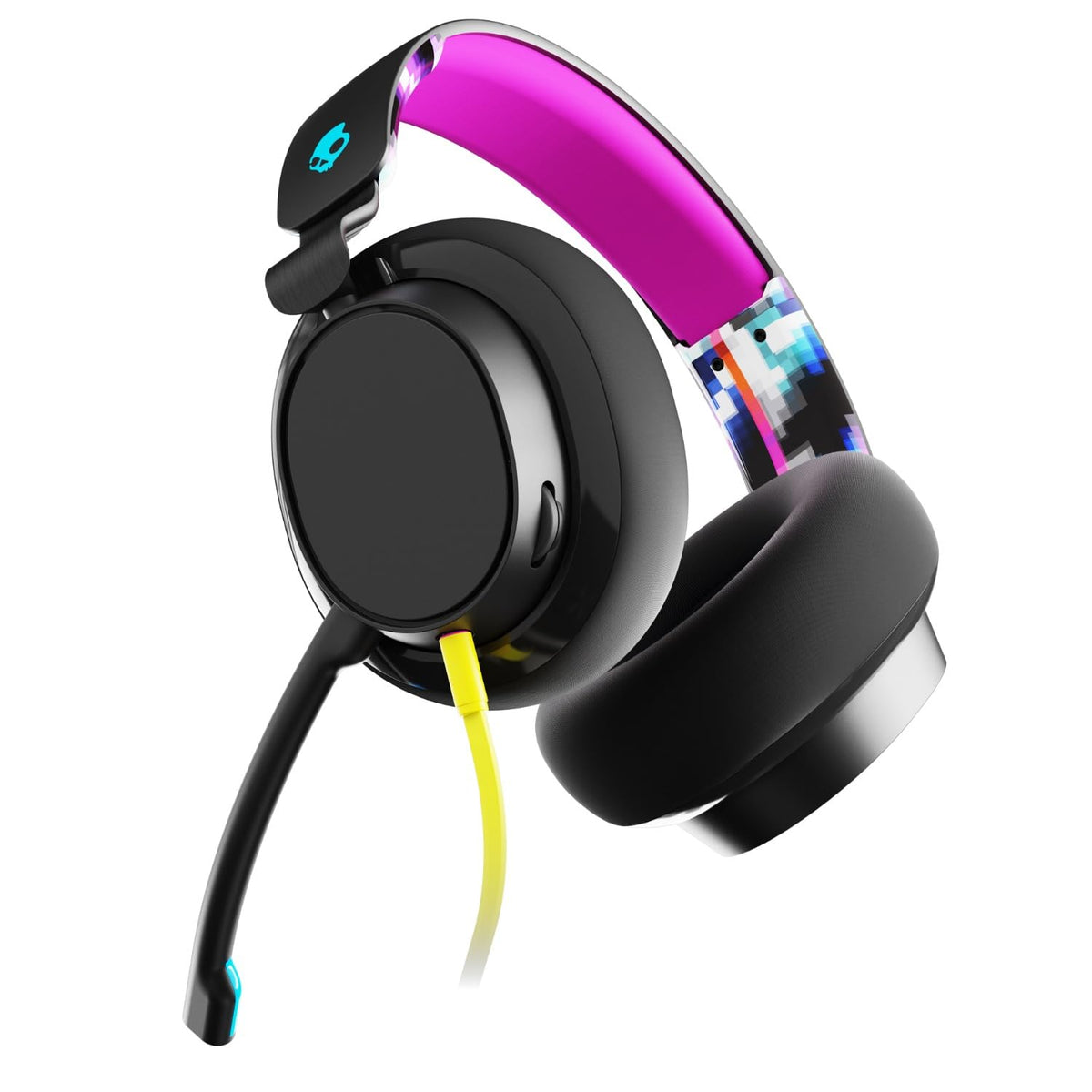 Skullcandy SLYR memory foam earcup close-up for long-session comfort