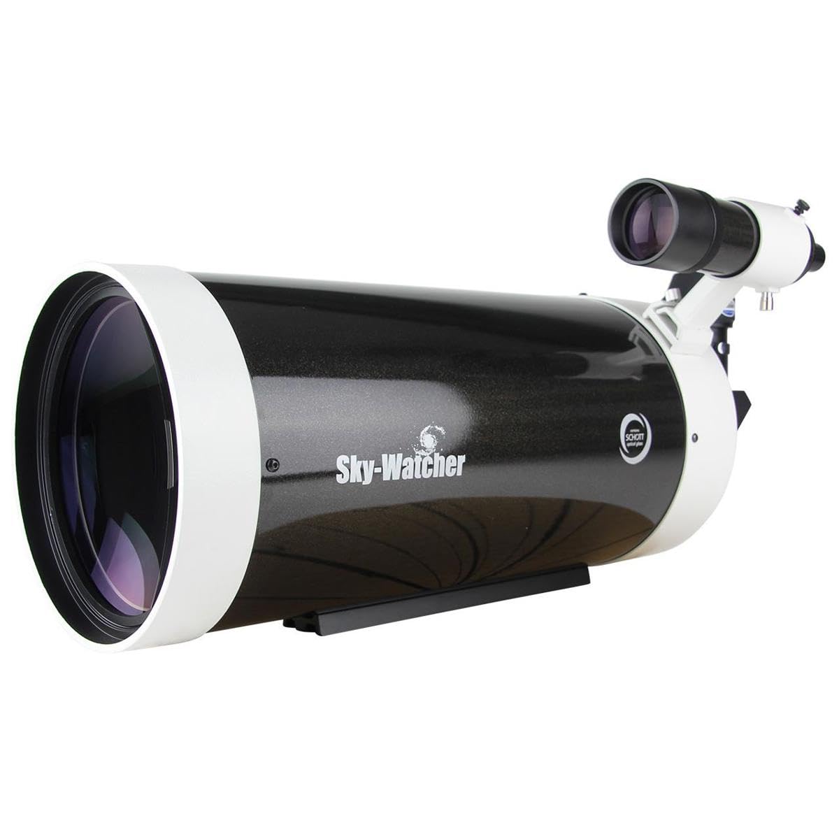 Sky-Watcher Skymax 180mm front view highlighting compact Maksutov-Cassegrain for sharp planetary detail.