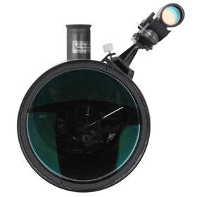 Sky-Watcher Skymax 102mm telescope side view for quick setup under dark skies.