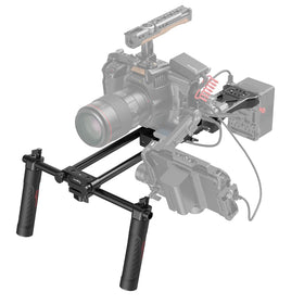 SmallRig 2896 universal baseplate enabling stable camera mounting for DSLR and mirrorless rigs.