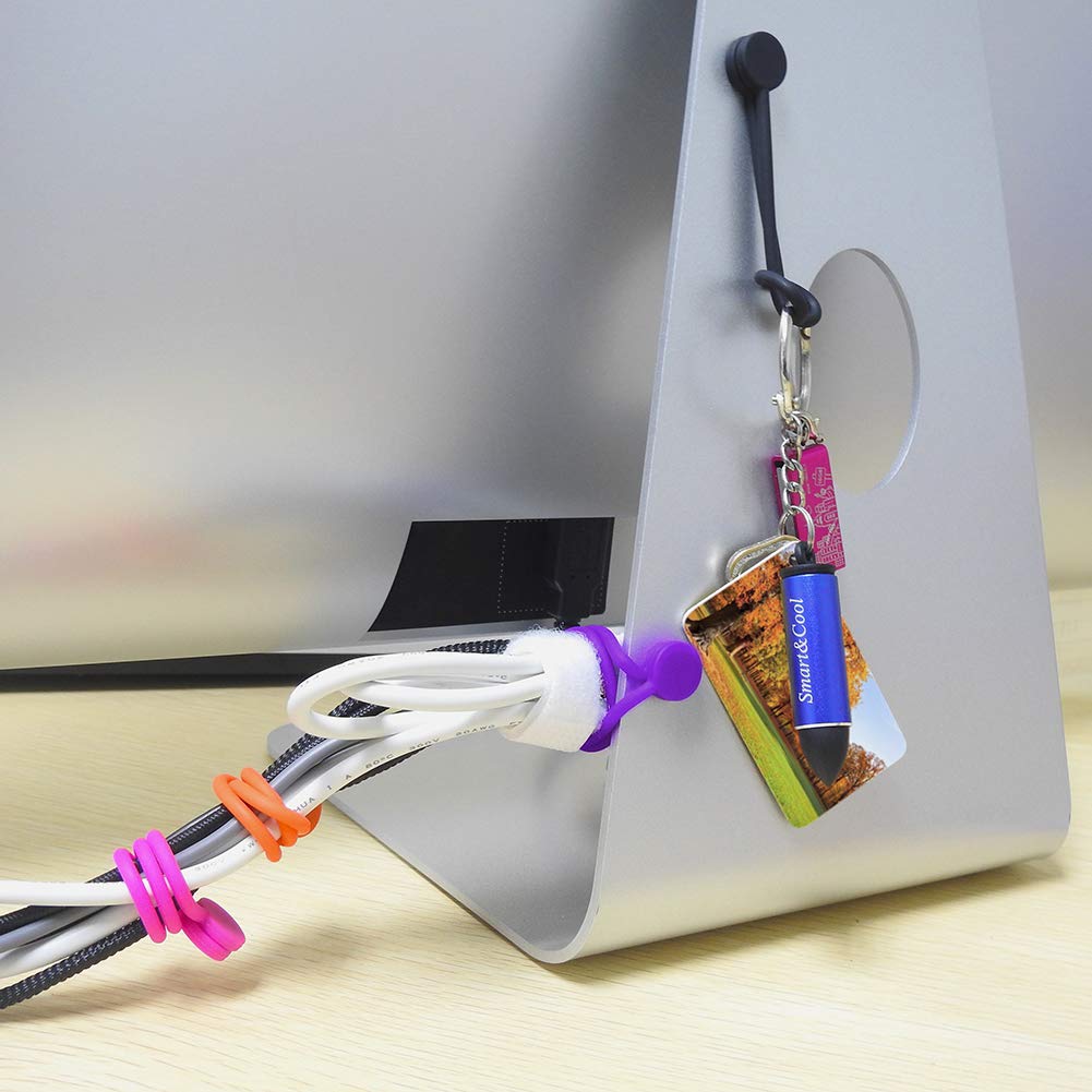 Smart&Cool fridge magnets used as decorative and note holders