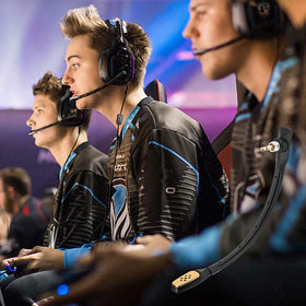Smays replacement mic on gamer headset in use improving in-game voice communication