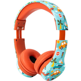 Child wearing Snug Play+ headphones for immersive listening on the go.