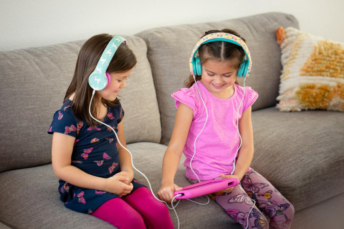 Snug Play+ Space durable materials are built to withstand kids' rough play