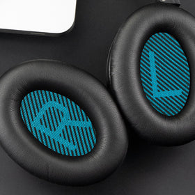 SoloWIT Bose earpads package includes scrims and a quick-start guide.