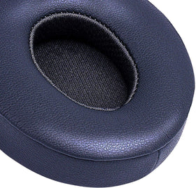Solowit installation demonstration showing easy swap on headphones.
