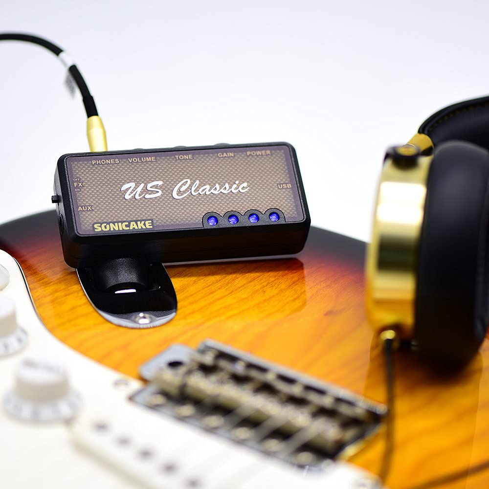 SONICAKE pocket-size guitar amp for travel