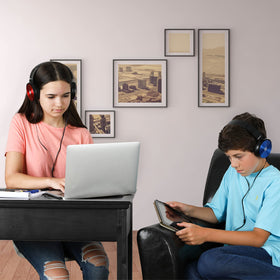 Sonitum headphones with 3.5mm jack compatibility for most tablets and PCs.