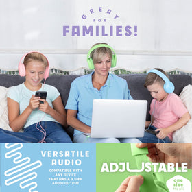 Sonitum cable and 3.5mm plug close-up, universal wired compatibility benefit