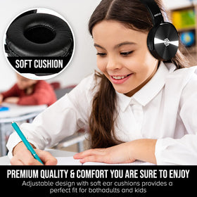 Sonitum cable and 3.5mm jack closeup for instant plug-and-play compatibility