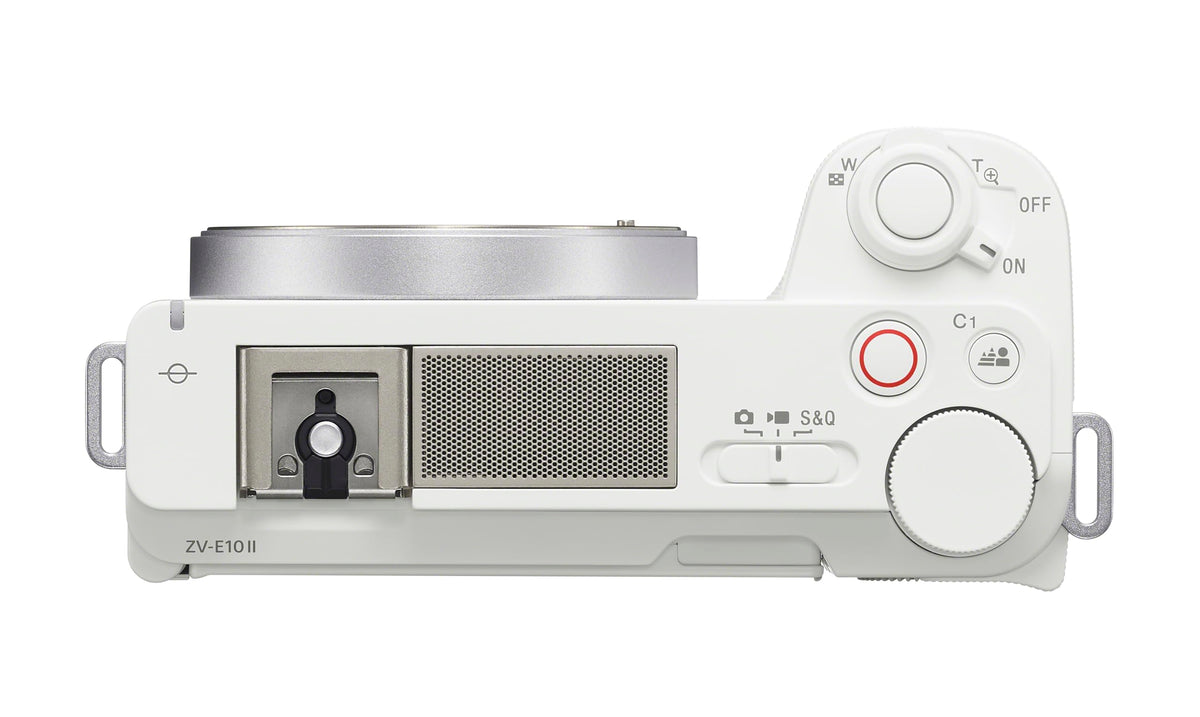 Sony Alpha ZV-E10 II Real-time Tracking keeps subjects sharp.