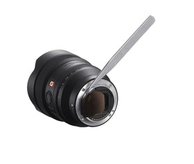 Sony FE 14mm F1.8 GM de-clickable aperture ring for silent video control.