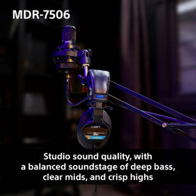 Sony MDR7506 folding design makes transport and storage easier in busy studios.