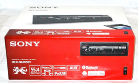 Sony MEX-N4300BT USB and AUX input for convenient music playback.