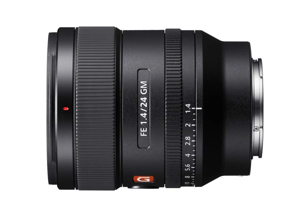 Sony SEL24F14GM SSM focus delivers quiet, precise autofocus in busy scenes