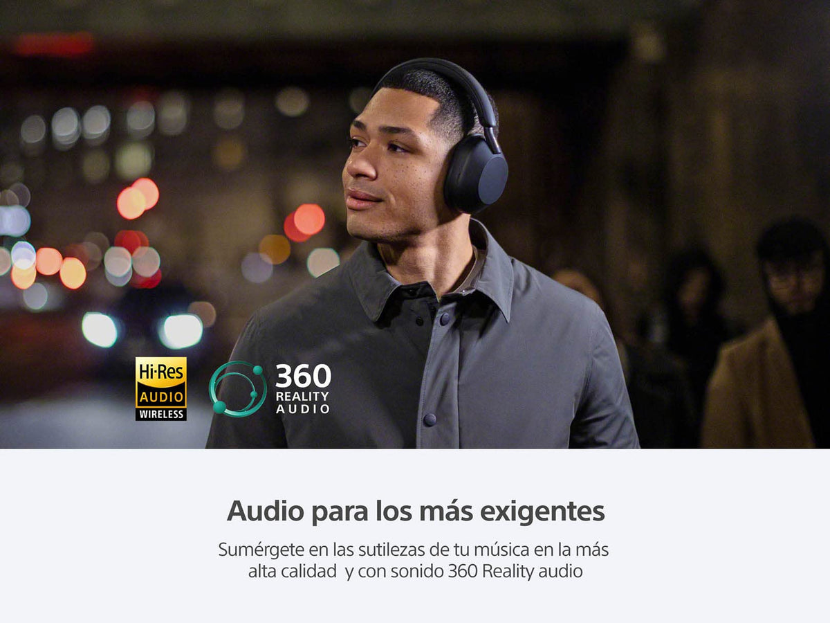 Sony WH-1000XM5 battery indicator highlighting up to 30 hours of playback.