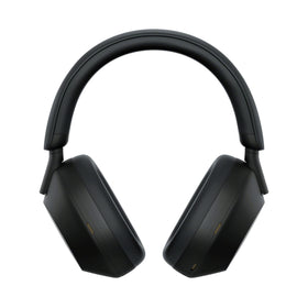 Sony WH-1000XM5 USB-C port for quick charging and travel readiness