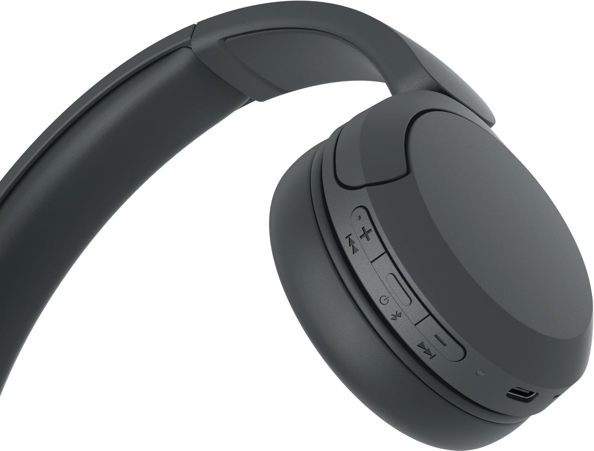 Sony WH-CH520 USB-C charging port close-up for fast recharge convenience