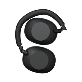 Sony WH-1000XM6 noise cancellation with QN3 processor in action.