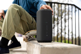 Hands-free calling with the Sony XE300 microphone and echo cancellation