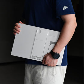 SOTSU FlipAction Elite 16-inch monitor ultra-compact travel pack ready.