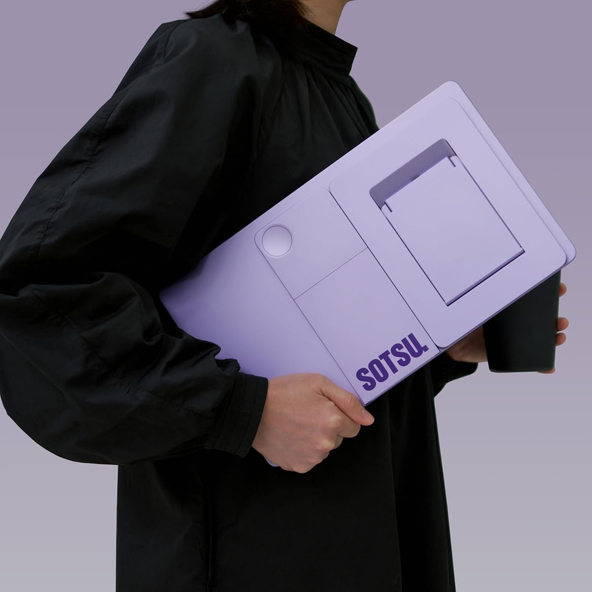 SOTSU 0 to 180-degree rotation enables portrait or landscape viewing