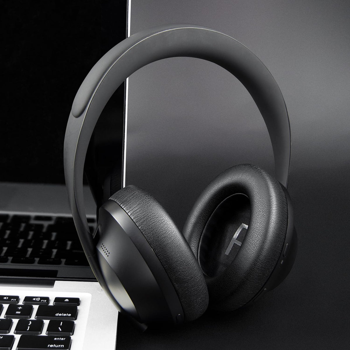 SOULWIT Bose NC700 earpads added-thickness provides improved sealing and comfort.