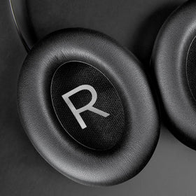 SOULWIT Bose NC700 earpads ergonomic-design for long listening sessions.