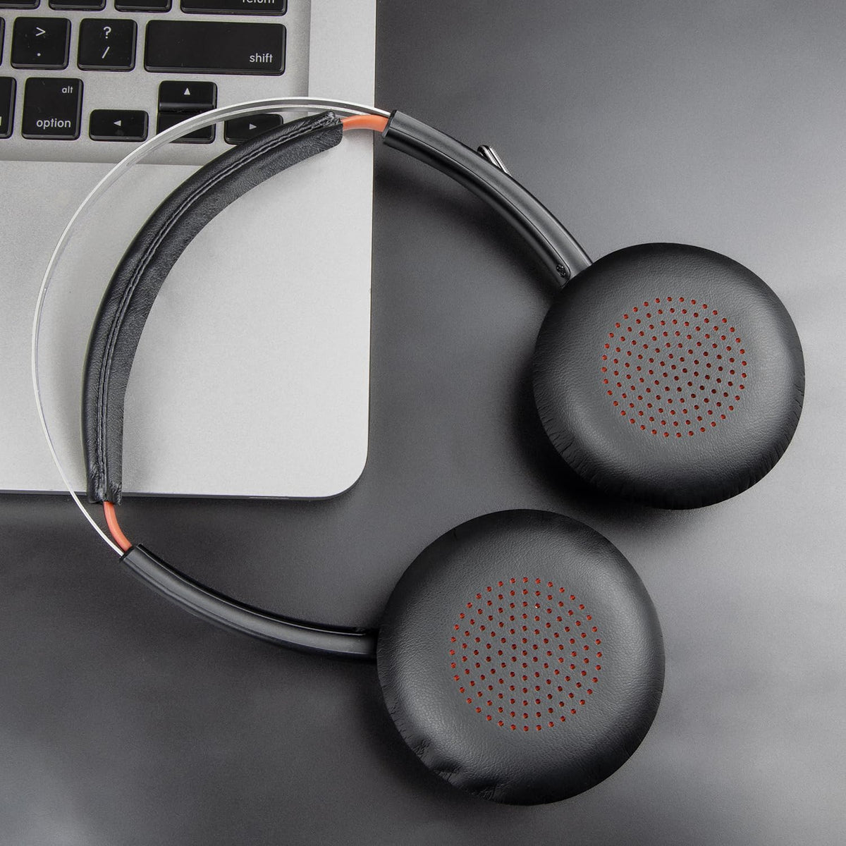 SOULWIT compatibility label close-up showing supported Plantronics and BackBeat models