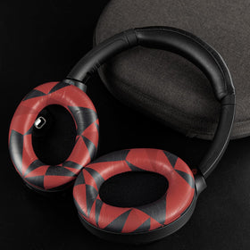 SOULWIT added-thickness earpads deliver plush cushioning without affecting touch sensors.