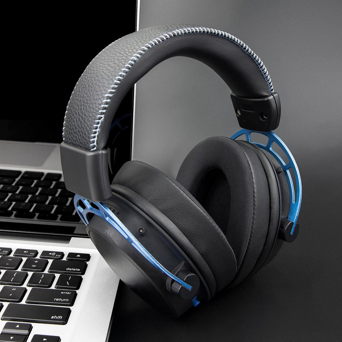 Preserves original sound quality with refreshed, comfortable earpads.