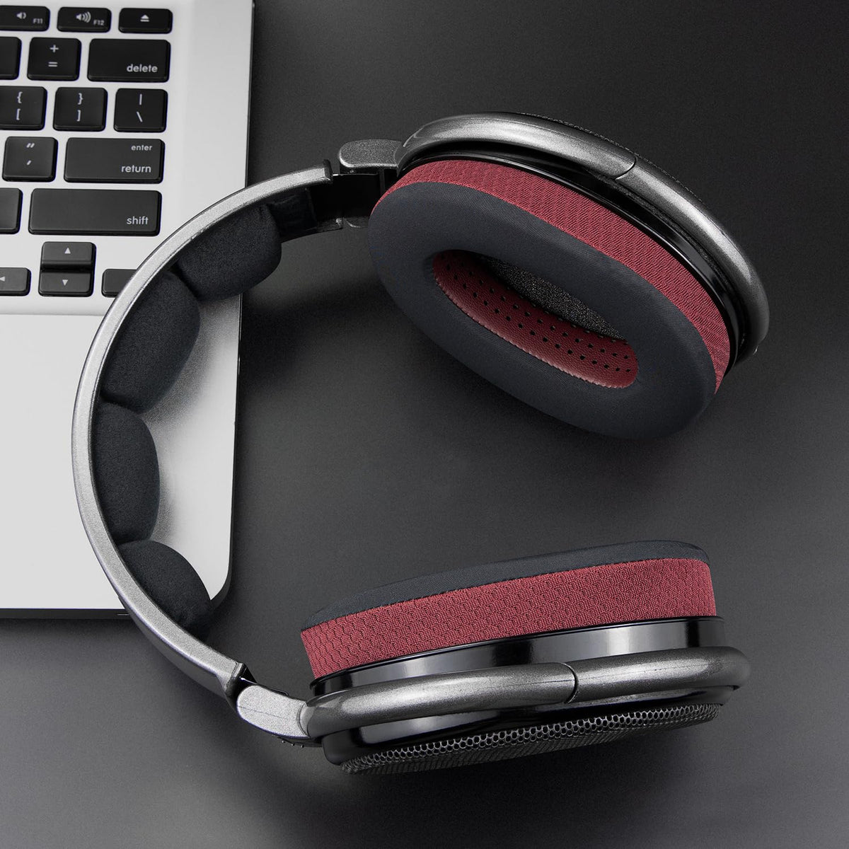 SOULWIT easy-install earpads guide for quick replacement.