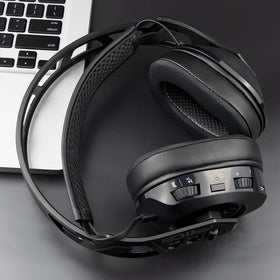 SOULWIT Rig 900 Max earpads install view for quick replacement