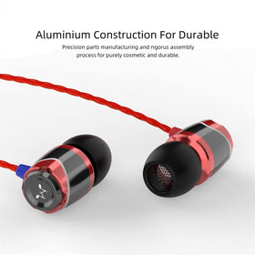 SoundMAGIC E10 ergonomic in-ear fit creates a secure seal