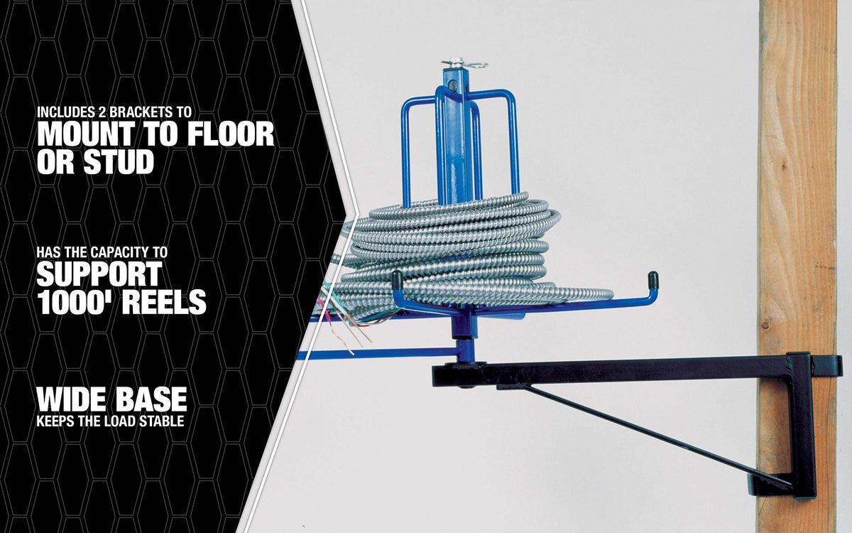 Southwire MH8110 swivel eyelet prevents tangles during payout.