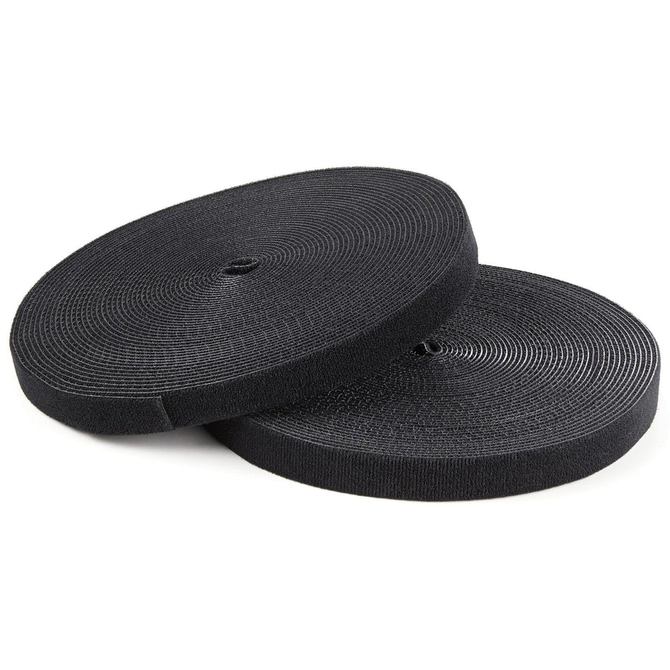 StarTech.com roll front view showing tape and label, highlights durable bulk length