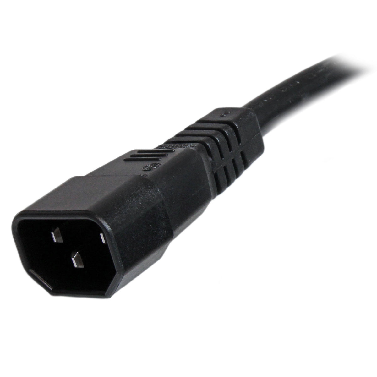 StarTech.com cable close-up showing 14AWG copper core and durable jacket