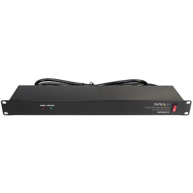 StarTech.com RKPW081915 front view with eight outlets and surge protection