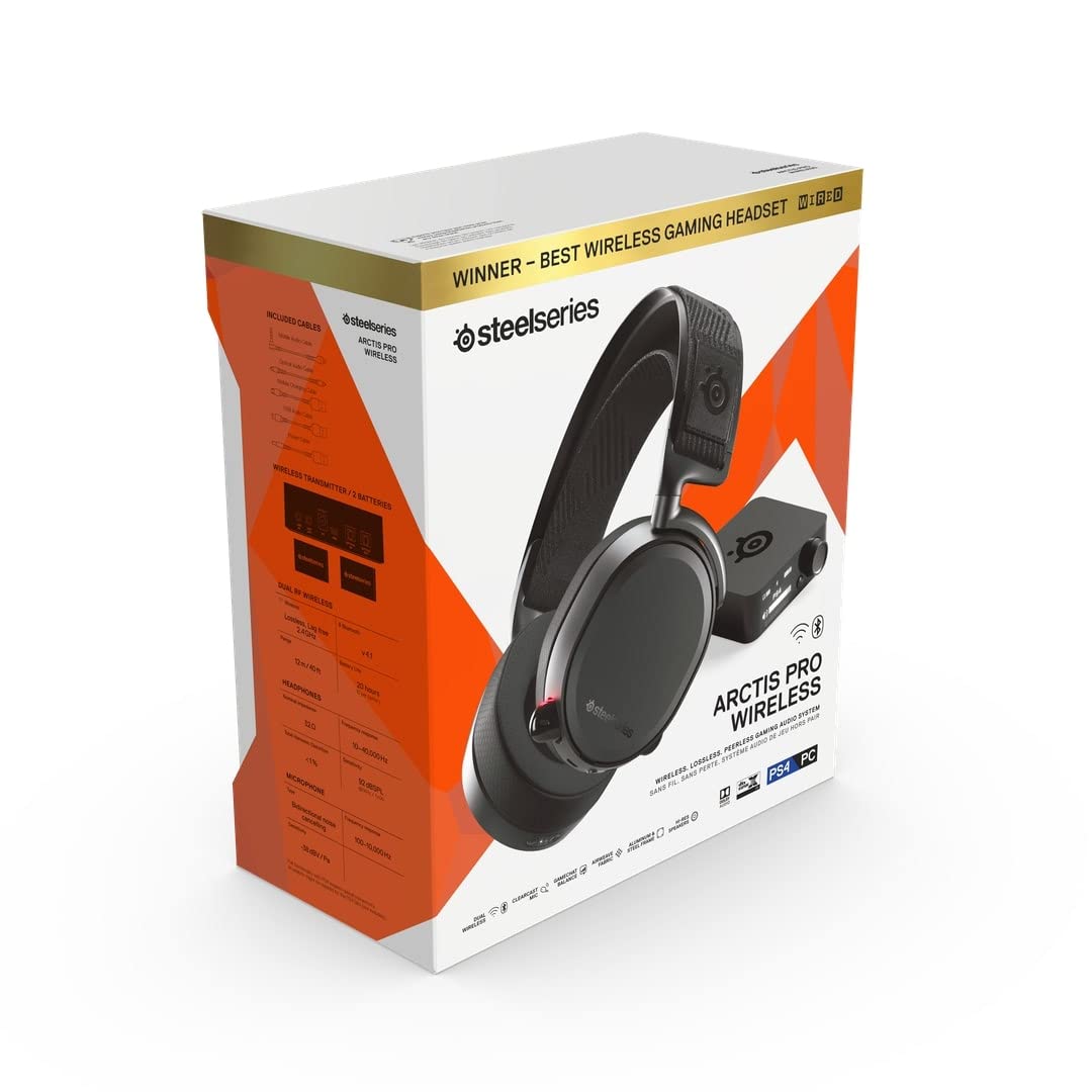 SteelSeries Arctis Pro Wireless ClearCast mic close-up highlights studio-like voice clarity.
