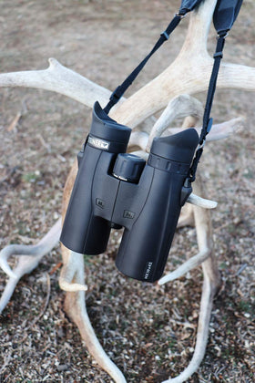 Steiner HX 10x42 with Nano Protection repels water and dirt.