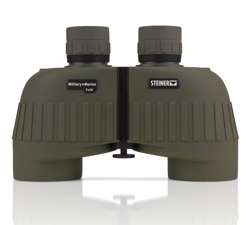 Steiner Military-Marine 7x50 low-light performance enhances visibility at dawn and dusk.