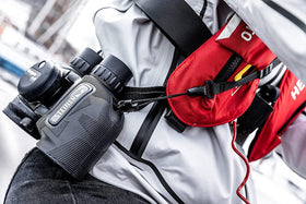 Steiner Navigator 7x50 HD stabilized compass for easy navigation.