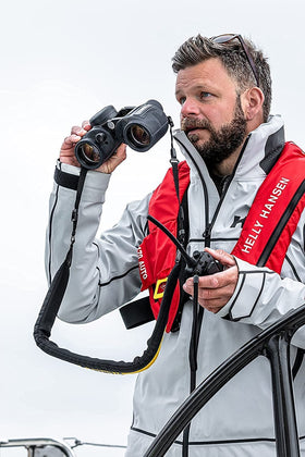 Steiner Navigator 7x50 with rubber texture grip for secure, weather-ready grip.