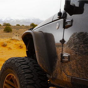 STINGER dual-camera kit designed for JK models with straightforward installation.