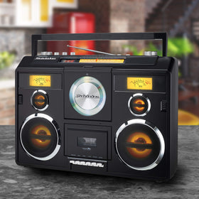 Studebaker Sound Station light effect syncs with music to enhance ambience.