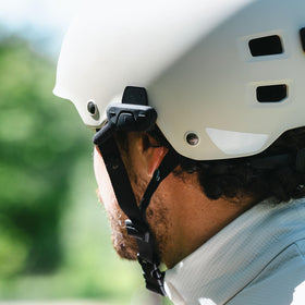 Roamee dual microphone beamforming delivers clearer audio for riders and passengers