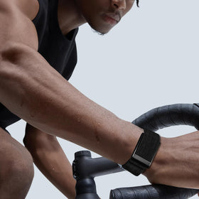surundo strap with Whoop access showing charging without removal benefit