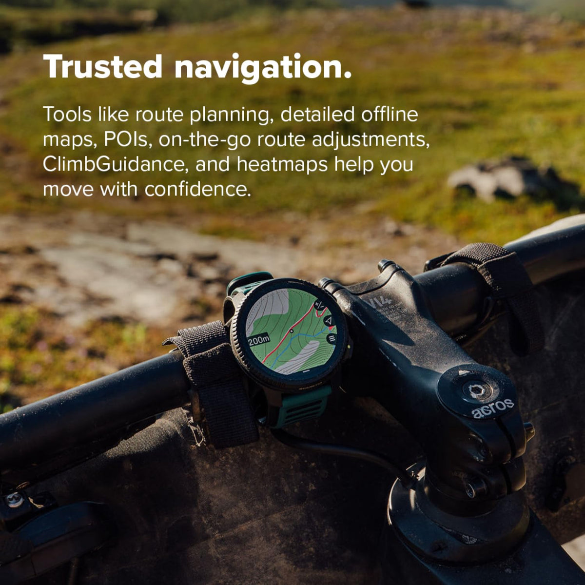 SUUNTO Vertical 2 LED flashlight feature illuminated during a dusk workout
